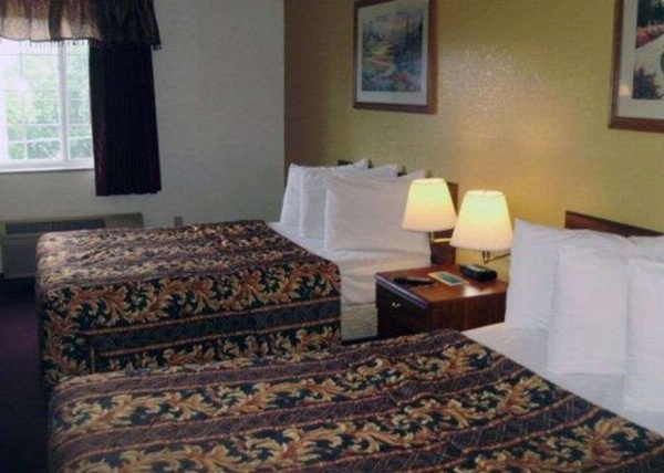 Rodeway Inn Salina image 7